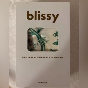 NWT Blissy Limited Edition Wicked Silk Pillowcase. Standard size!